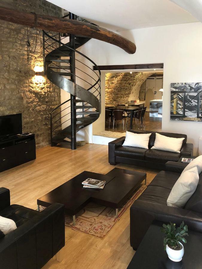 Villa Authentique Et Architecturale - Centre Ville Forcalquier Εξωτερικό φωτογραφία